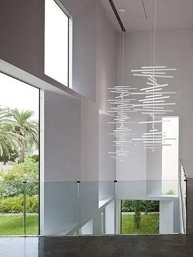 Люстра Rhythm Vertical White 119 в стиле Vibia
