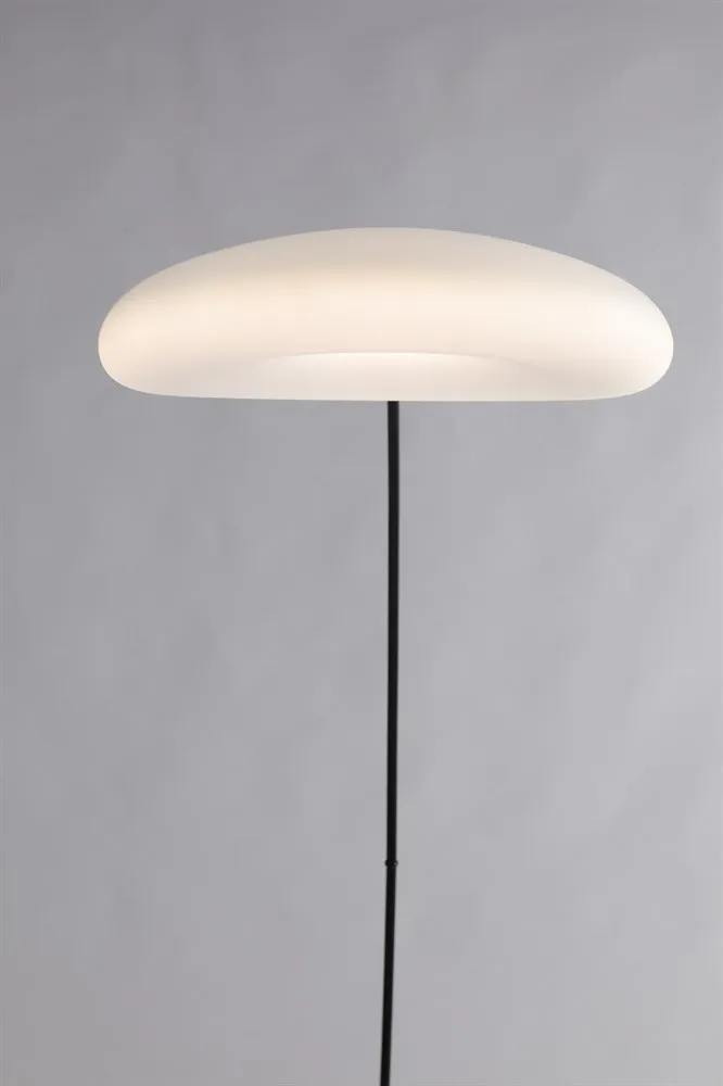 Торшер Linea Light Black L