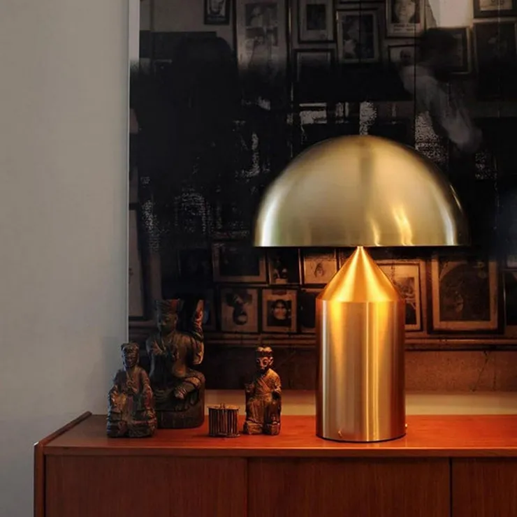 Настольная лампа Atollo Gold D38 в стиле Oluce