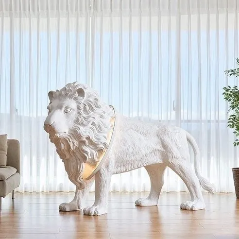 Торшер LION