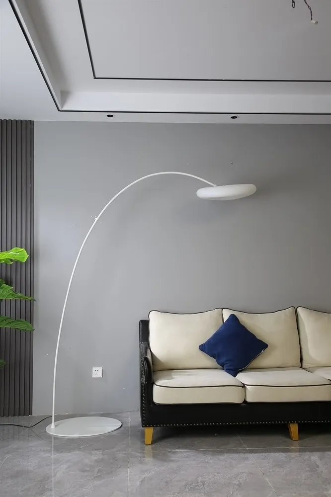 Торшер Linea Light Black M