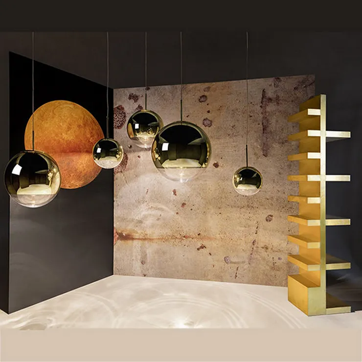 Светильник Mirror Ball Gold D35  в стиле Tom Dixon